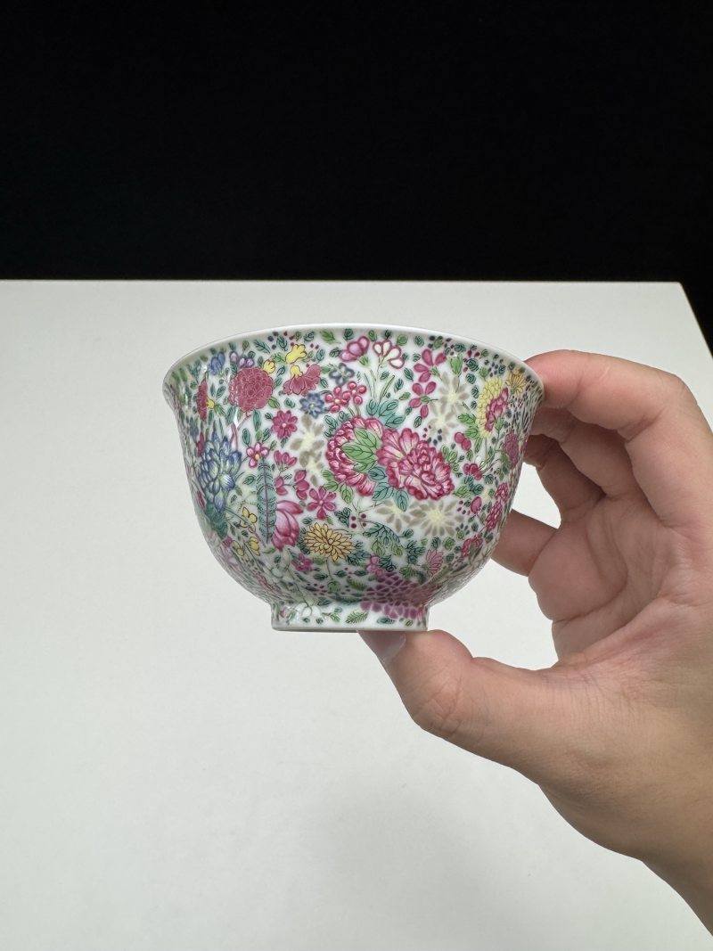 清雍正 珐琅彩万花锦纹碗 - 图10