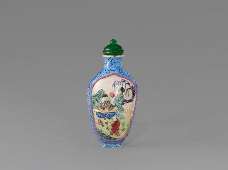 中國 清十八世紀 粉彩瓷器六件  CHINA, 18TH CENTURY - 图4