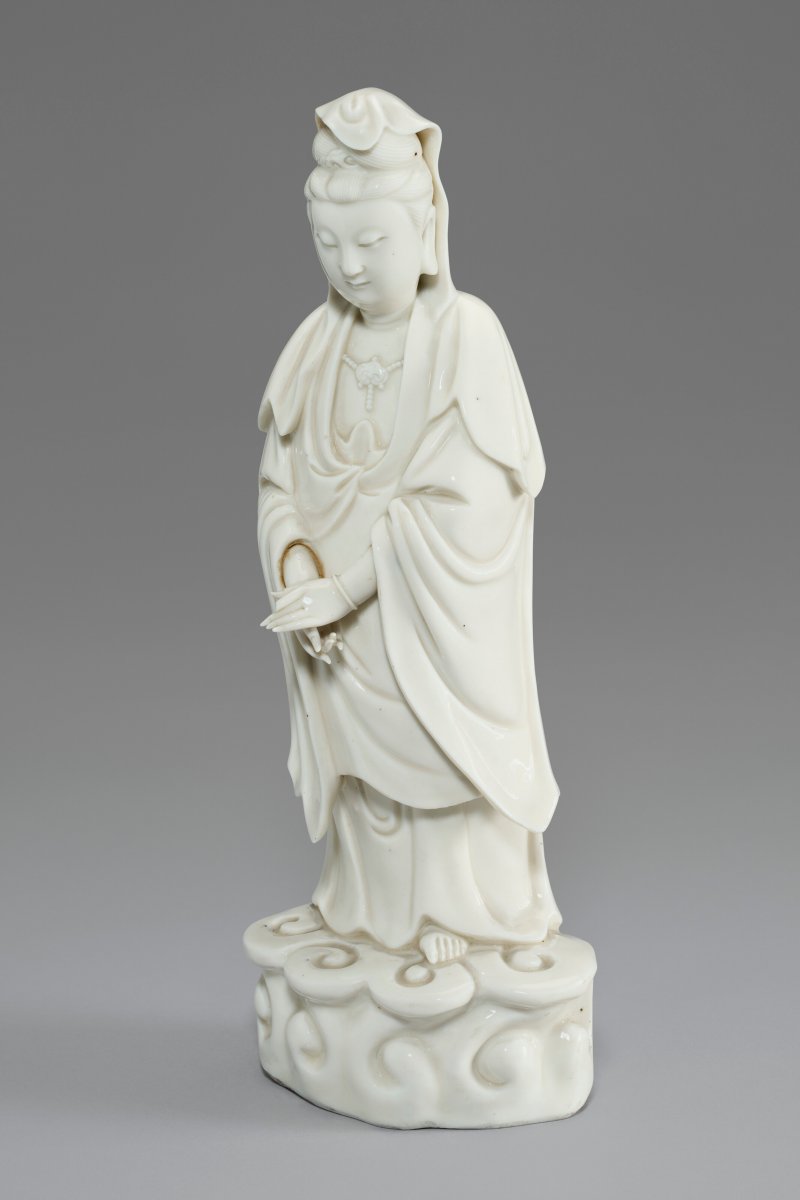 中國 十七世紀 德化白釉觀音立像  CHINA, 17TH CENTURY - 图3
