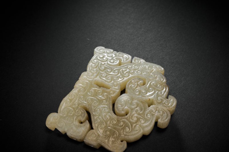 清 白玉楚式双龙凤纹玉珮 - 图8