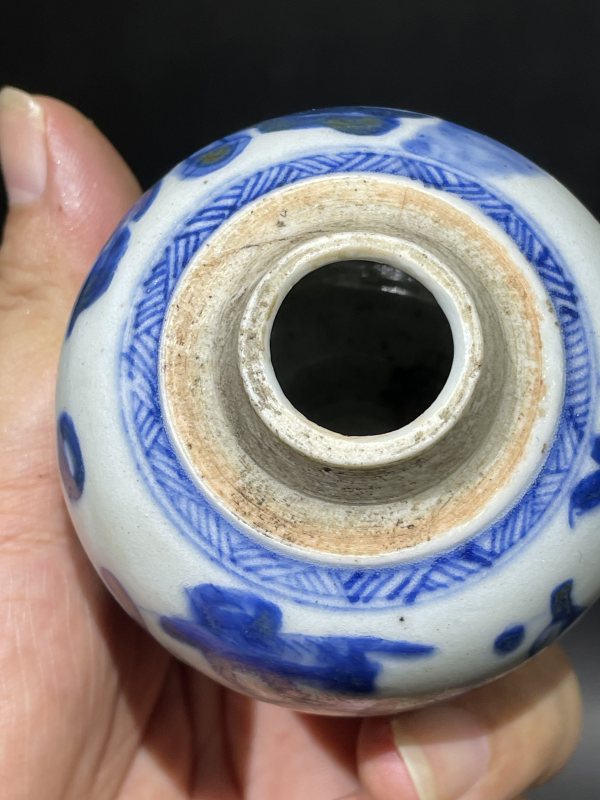 清康熙 青花人物纹小罐 - 图7