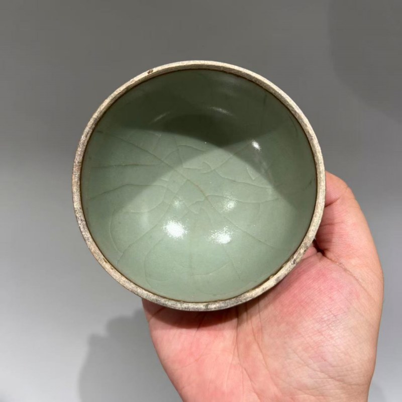 明代 龙泉窑粉青釉芒口杯 - 图4