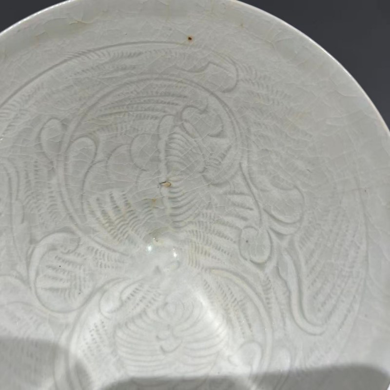 明代 青白釉针挑工斗笠盏 - 图5