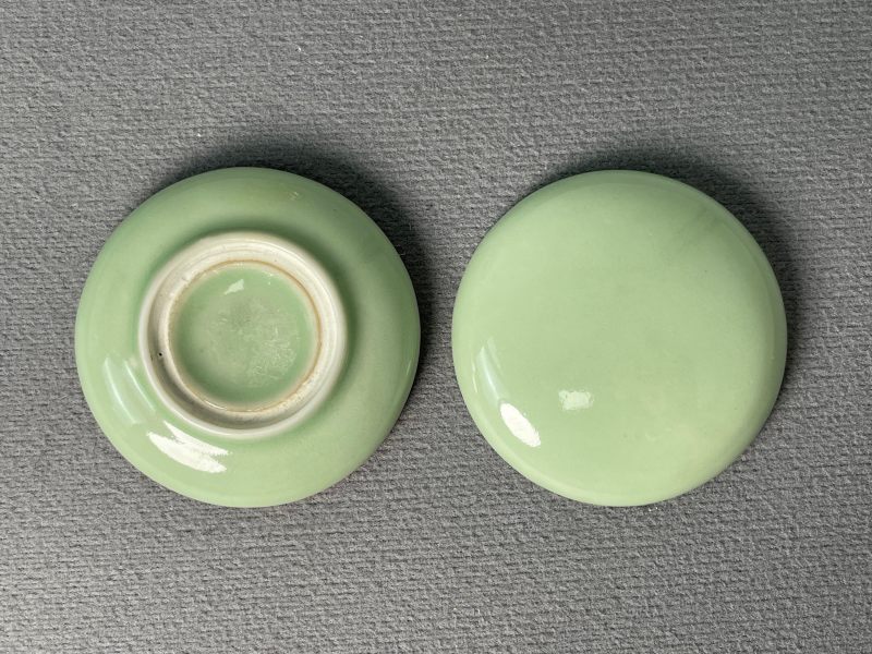 清晚期 粉青釉印泥盒 - 图5