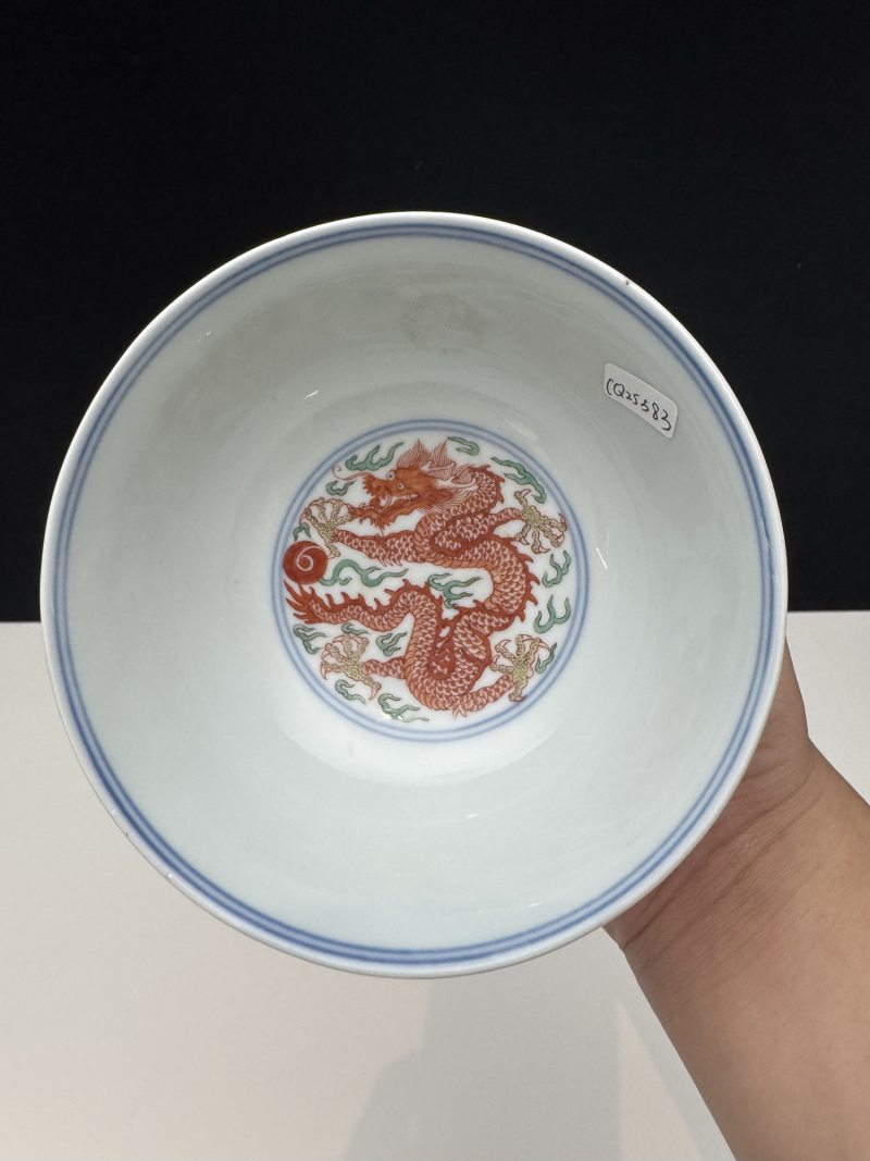 清雍正 青花五彩龙凤纹碗 - 图9