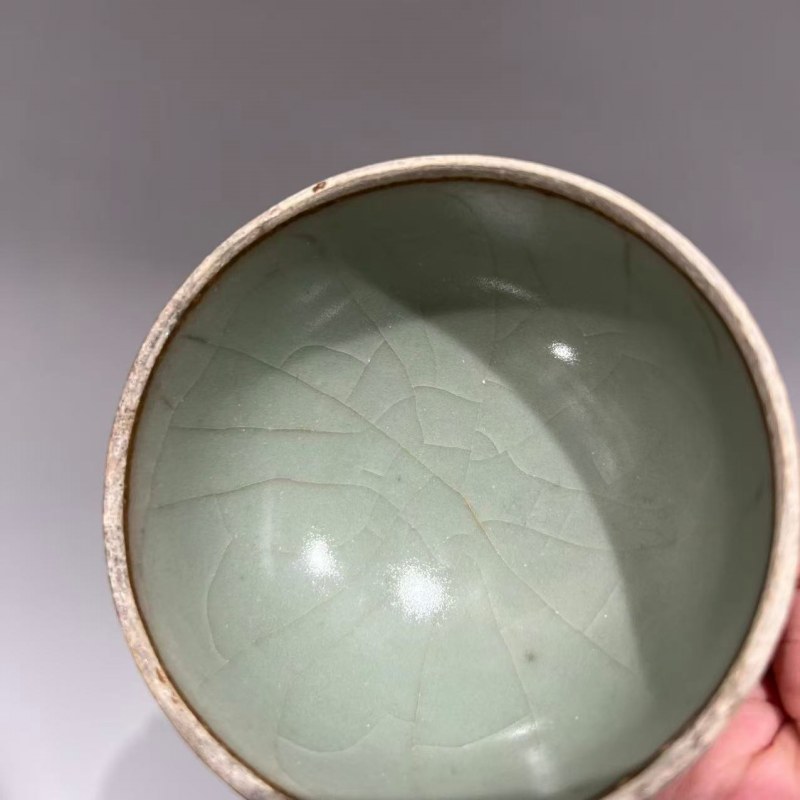 明代 龙泉窑粉青釉芒口杯 - 图5
