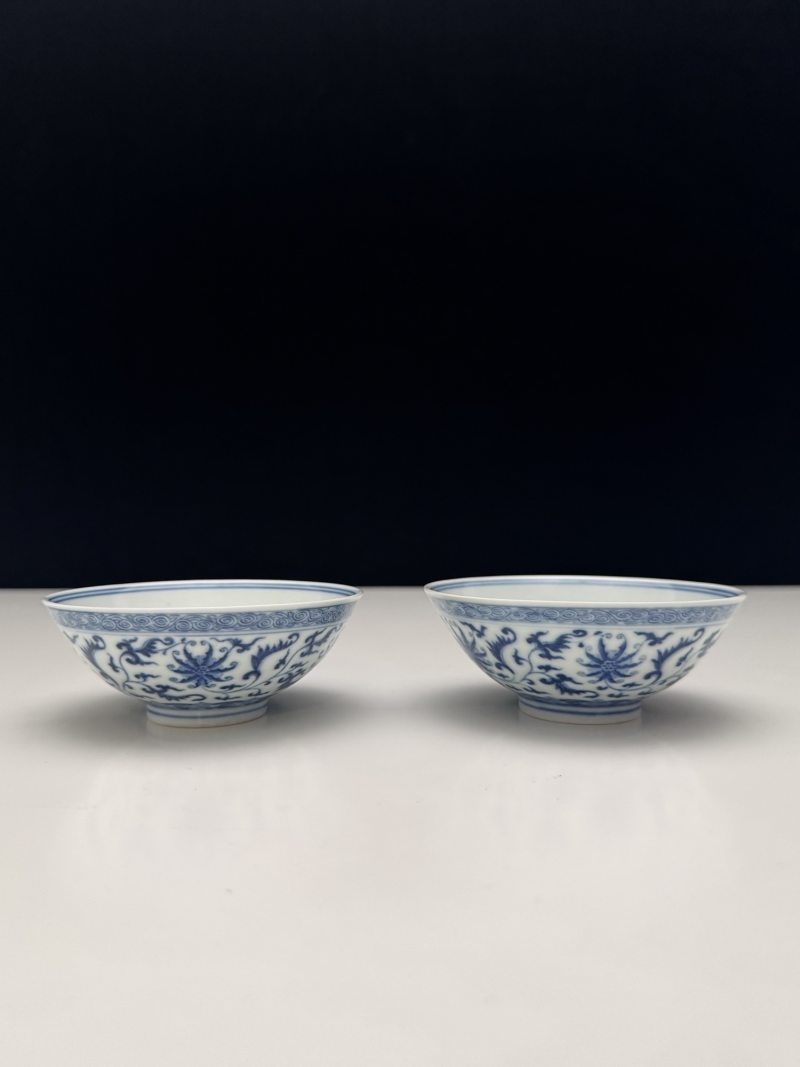清道光 青花缠莲纹碗一对 - 图4