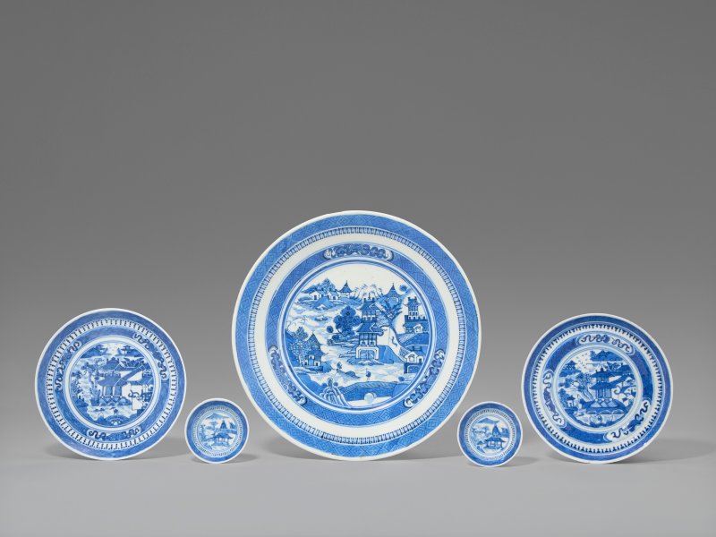 中國 清十八/十九世紀 外銷青花瓷器十一件  CHINA, 18TH-19TH CENTURY - 图4