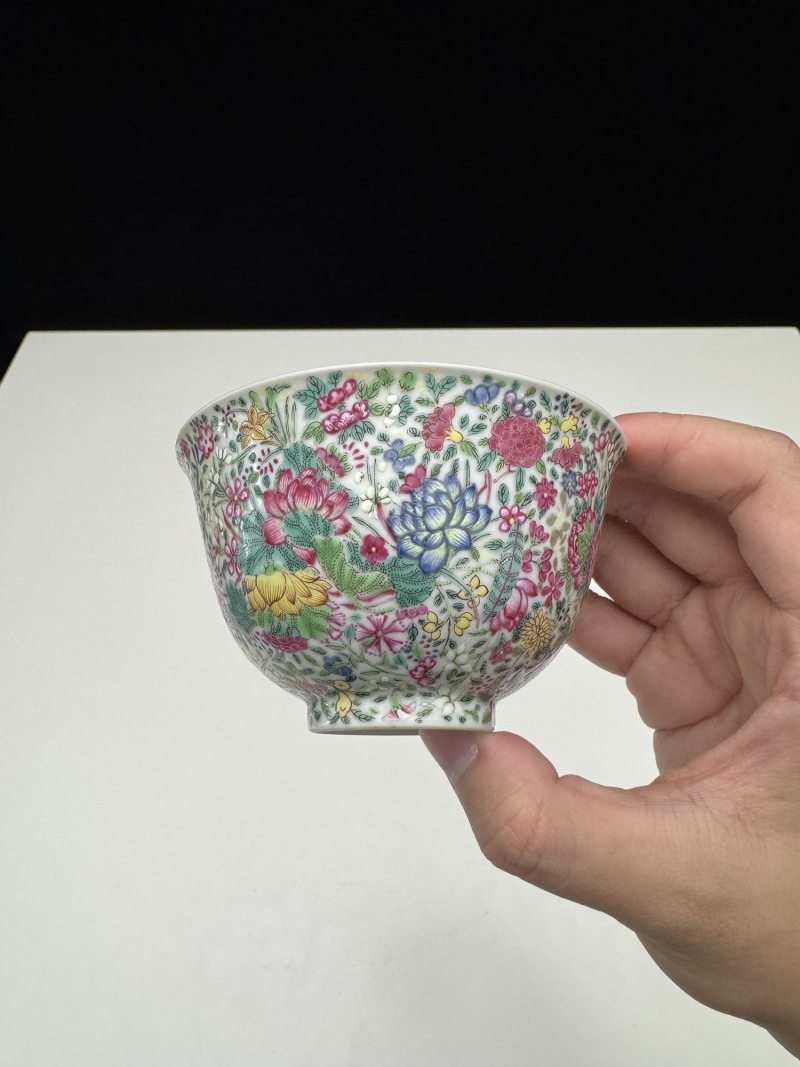 清雍正 珐琅彩万花锦纹碗 - 图9