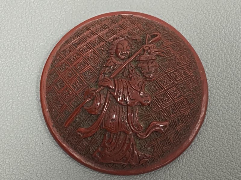 明 剔红麻姑献寿小香盒 - 图8