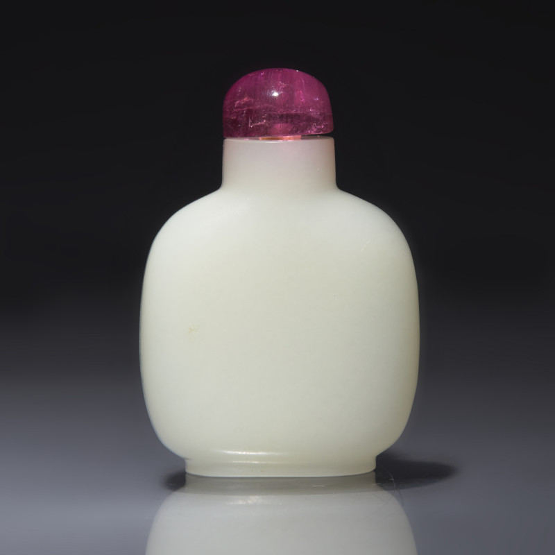 1780-1850年 白玉素面鼻煙壺 | A Fine Chinese White Jade Snuff Bottle, Qing Dynasty, Circa 1780-1850 - 图2