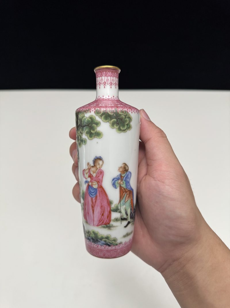 民国 珐琅彩西洋人物图瓶 - 图4