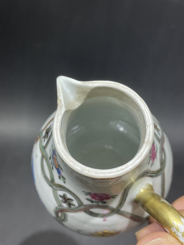 清雍正珐琅彩奶壶 - 图5