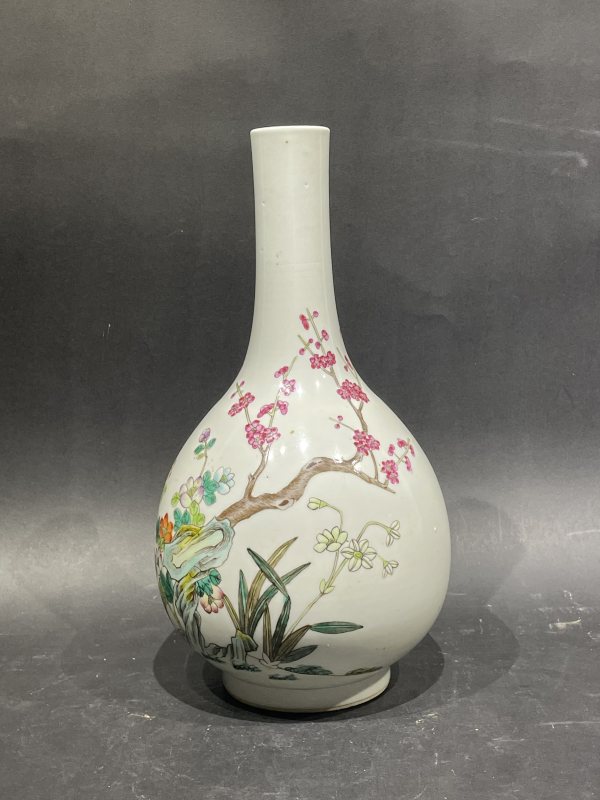 粉彩花卉纹胆瓶 - 图3
