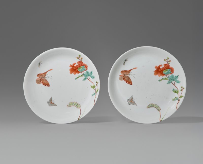 中國 清十九世紀 珊瑚紅白地秀竹紋盤  CHINA, 19TH CENTURY - 图3
