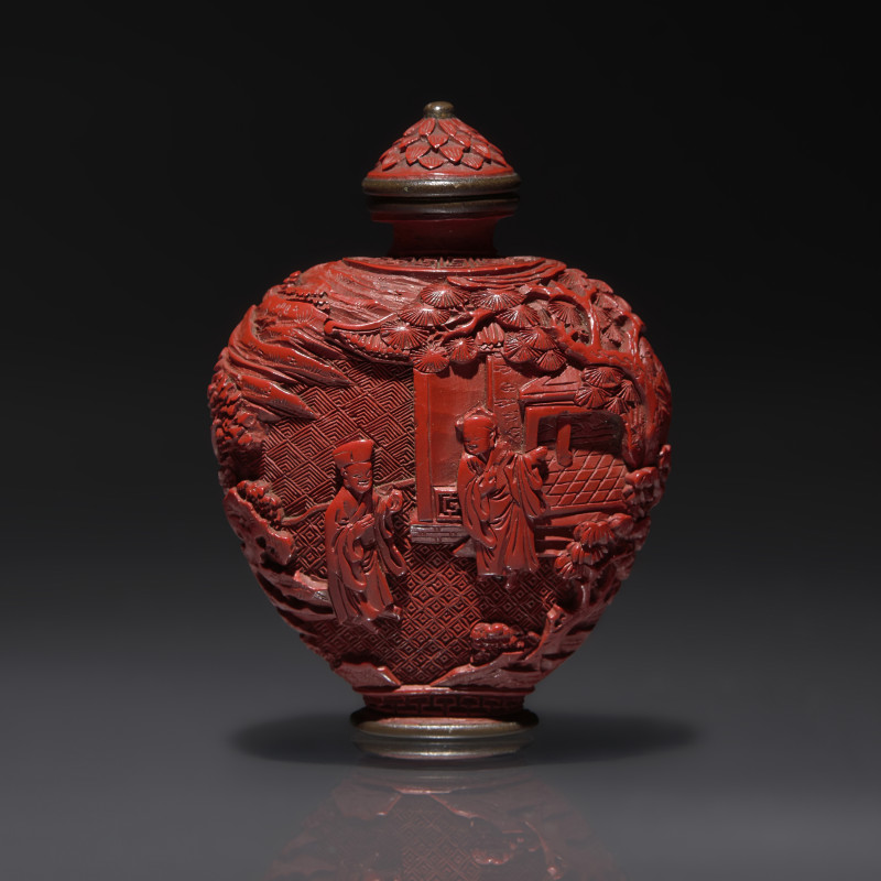 清中期 剔紅人物山水圖鼻煙壺 | A Chinese Carved Cinnabar Lacquer Snuff Bottle, Qing Dynasty, 18th Century - 图2