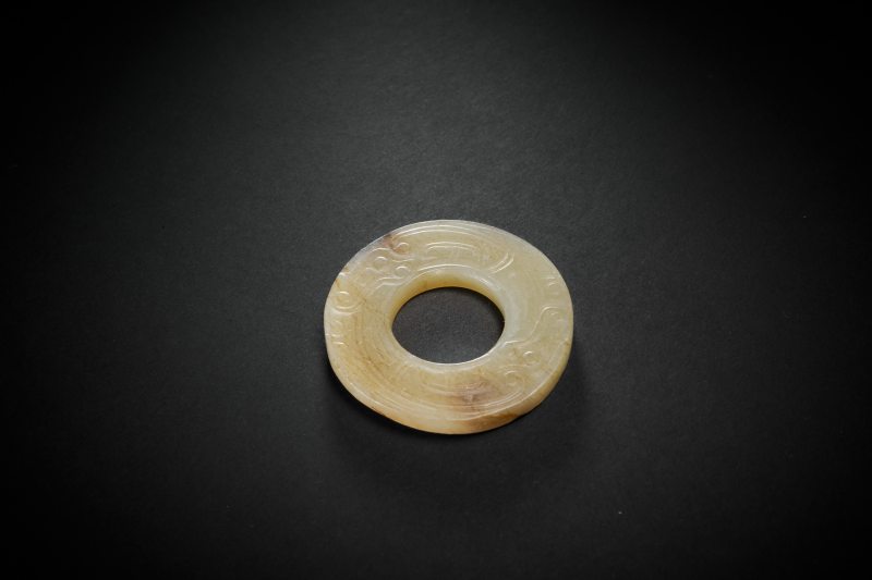 清 黄玉龙纹玉环 - 图4