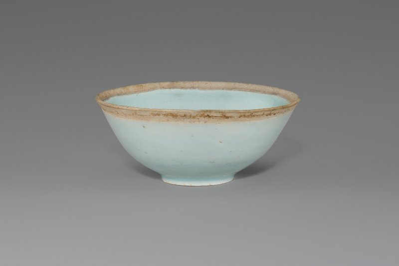 中國 南宋 青白釉印花紋小盌  CHINA, SOUTHERN SONG DYNASTY (1127-1279) - 图1