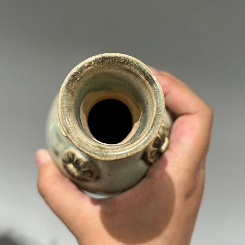 明代 青白釉三足瓶一对 - 图12