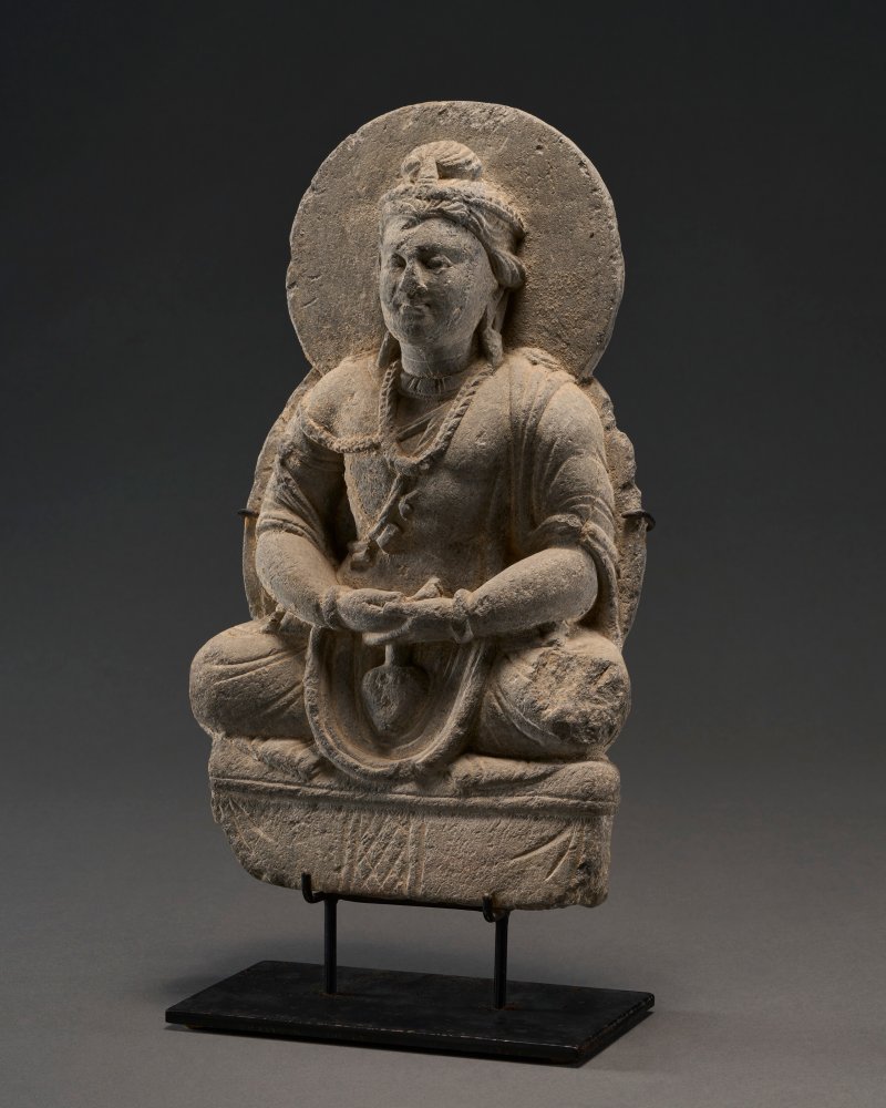 A GREY SCHIST FIGURE OF BODHISATTVA MAITREYA  ANCIENT REGION OF GANDHARA, 3RD-4TH CENTURY - 图3