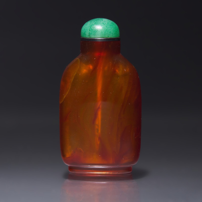 清中期 琥珀天然紋鼻煙壺 | A Chinese Striated Amber Snuff Bottle, Qing Dynasty, Early 19th Century - 图2