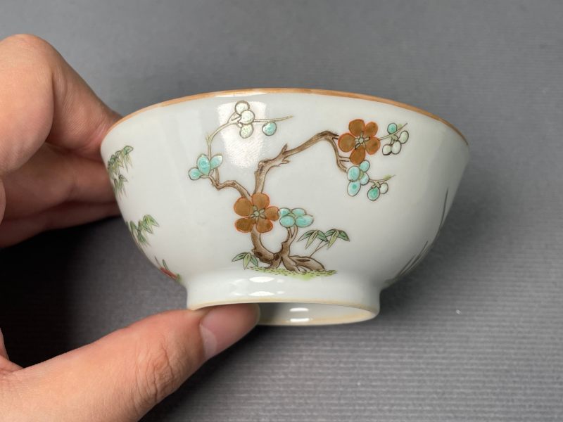 清道光 粉彩描金四君子图茶圆 - 图5