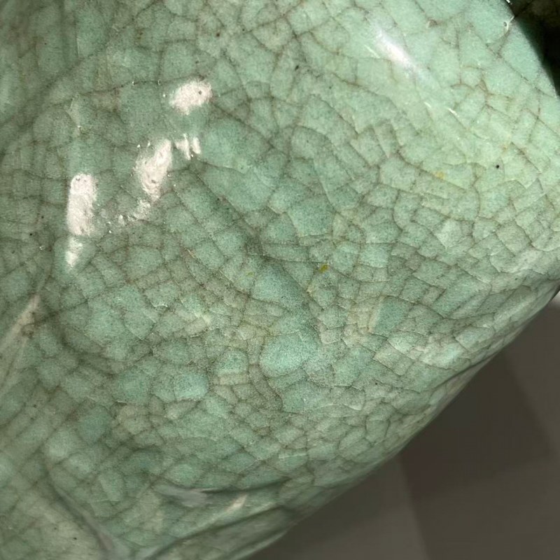 明代 龙泉窑青釉浮雕折枝花卉纹筒瓶 - 图6