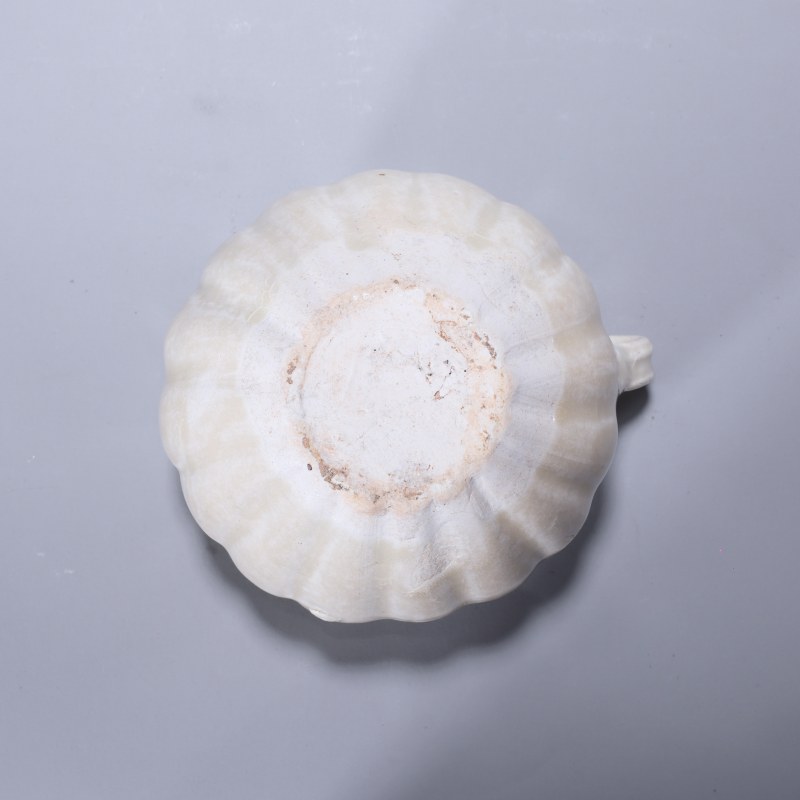明代 白釉印花执壶 - 图3