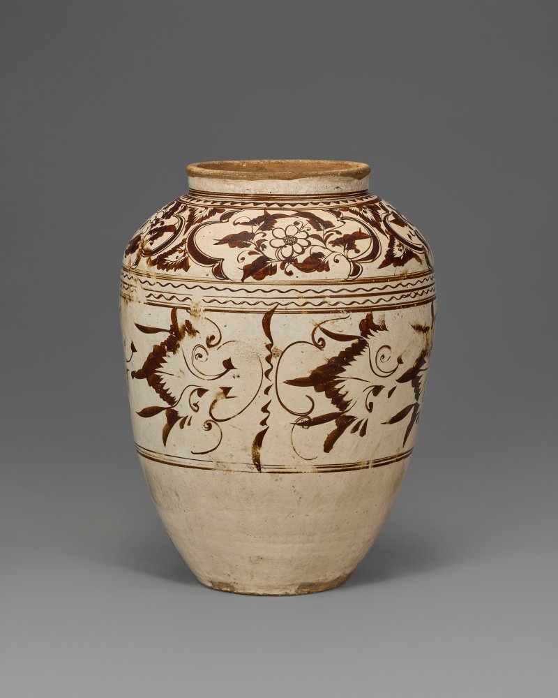 中國 元 磁州窯黑花草紋大罐  CHINA, YUAN DYNASTY (1279-1368) - 图1