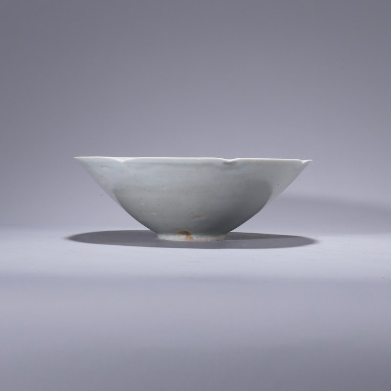 明代 青白釉刻花花口碗 - 图2