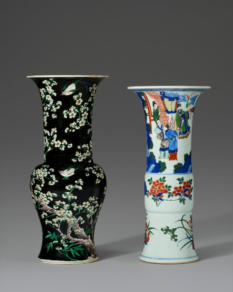 中國 清十八/十九世紀 瓷瓶兩件  CHINA, 18TH-19TH CENTURY - 图2