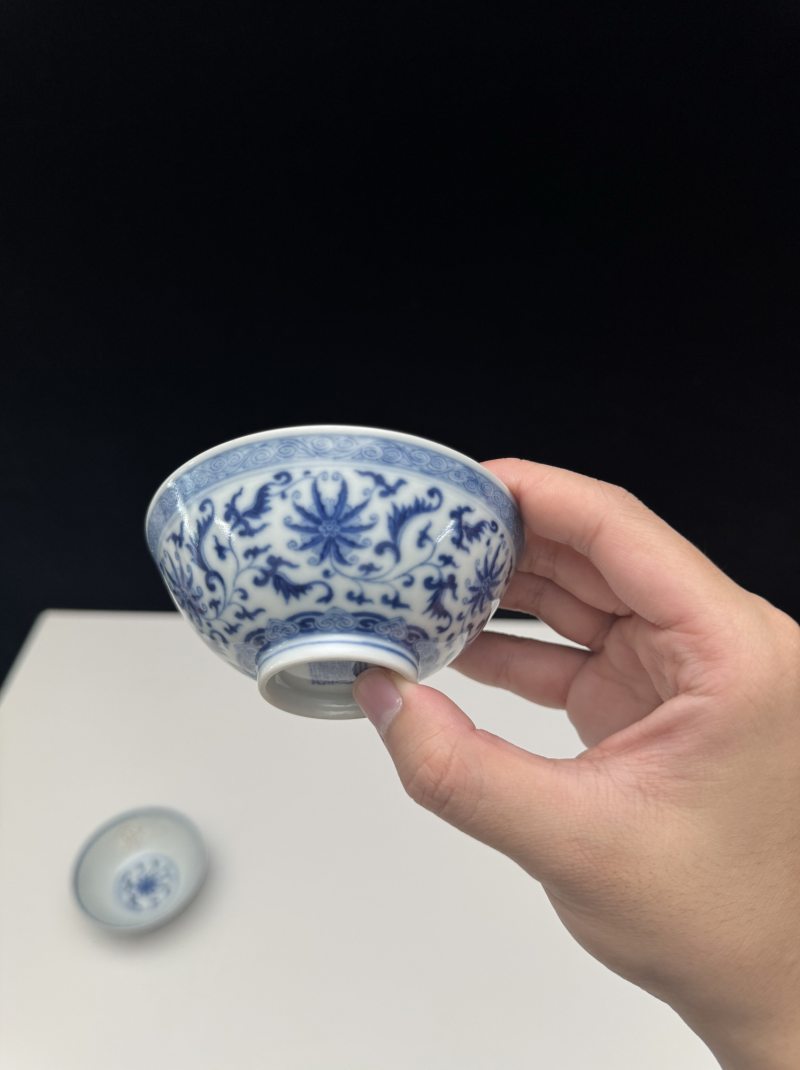 清道光 青花缠莲纹碗一对 - 图13