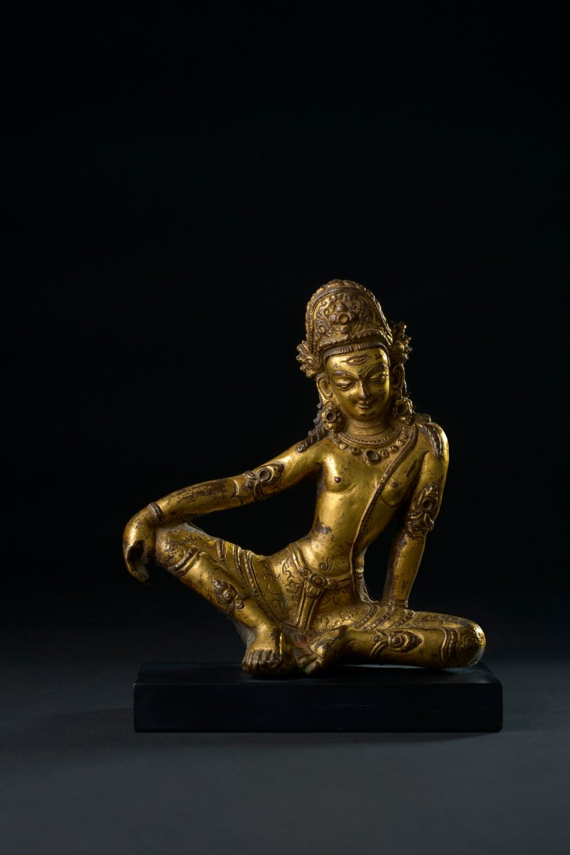 尼泊爾 十六世紀 銅鎏金槌碟帝釋天座像  NEPAL, 16TH CENTURY