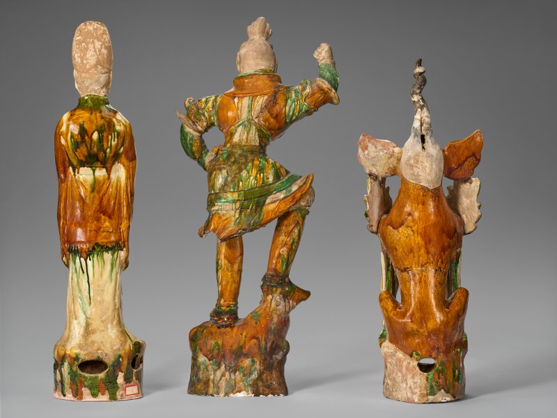 中國 唐 三彩文官俑、天王像、及鎮墓獸  CHINA, TANG DYNASTY (AD 618-907) - 图2