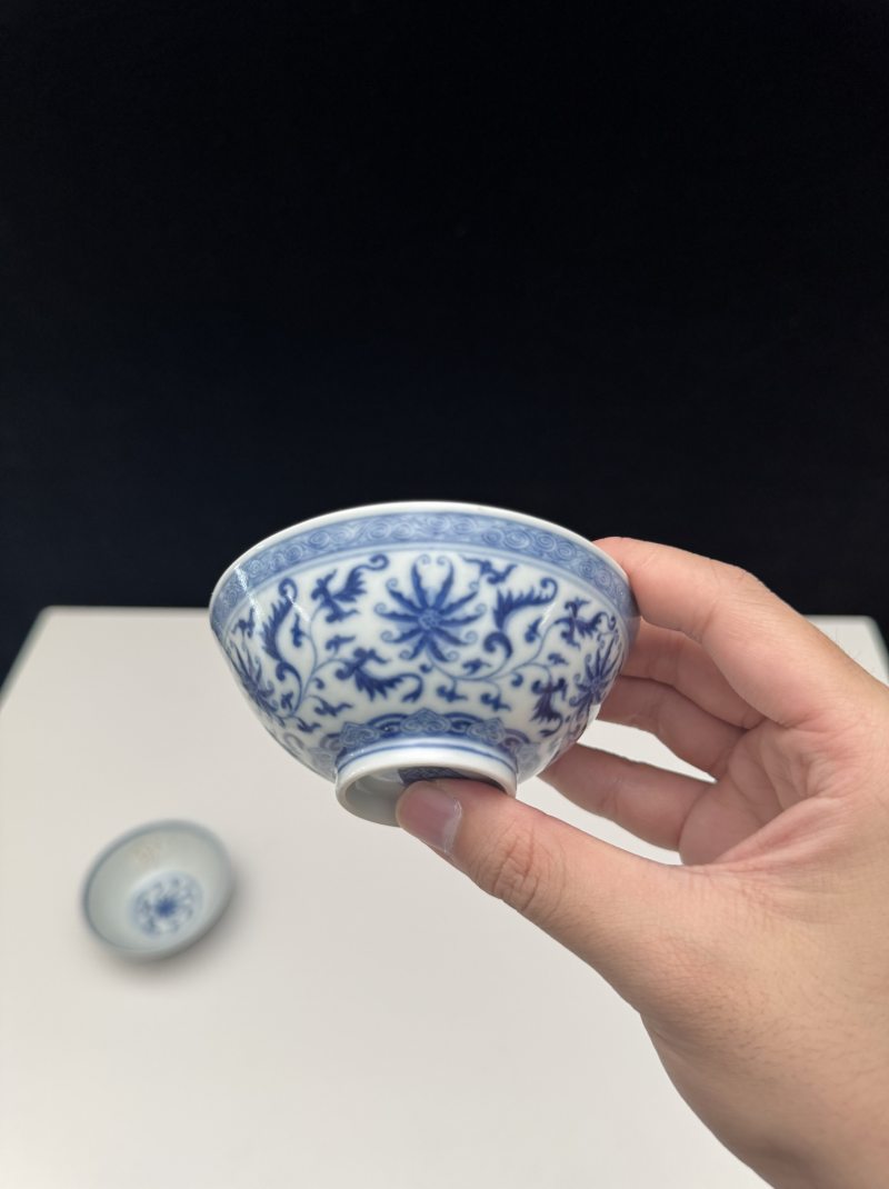 清道光 青花缠莲纹碗一对 - 图15