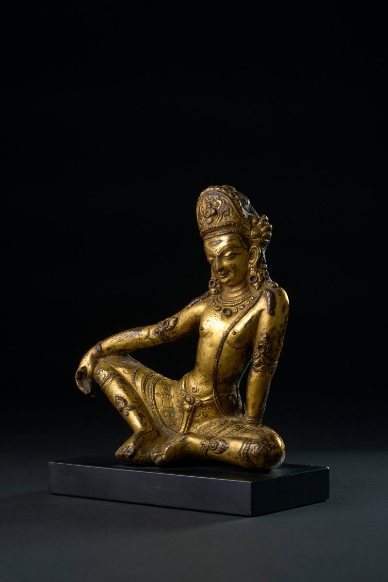 尼泊爾 十六世紀 銅鎏金槌碟帝釋天座像  NEPAL, 16TH CENTURY - 图2