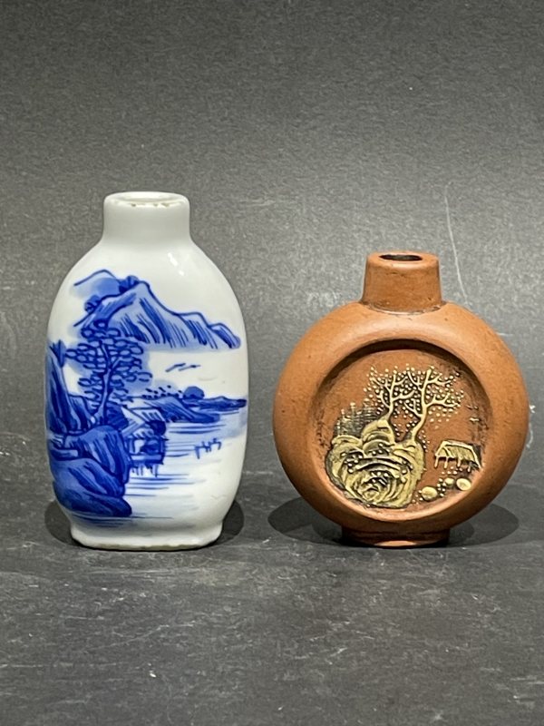 鼻烟壶两件