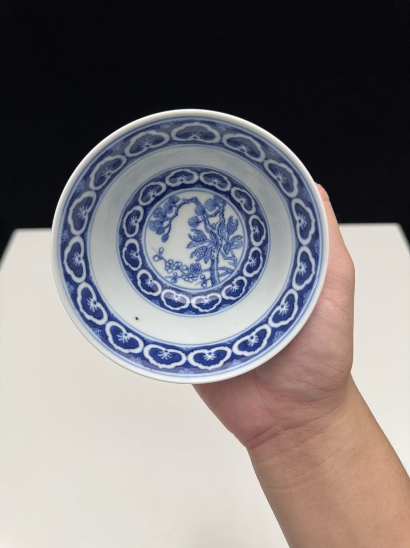 清乾隆 青花三清诗文茶碗 - 图12
