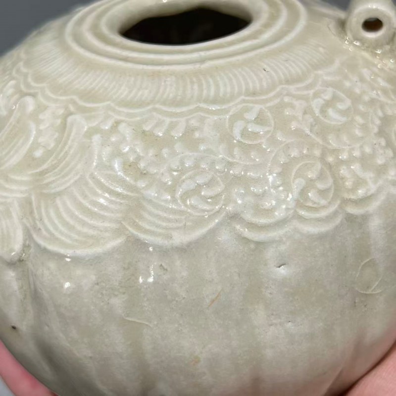 明代 白釉印花执壶 - 图8