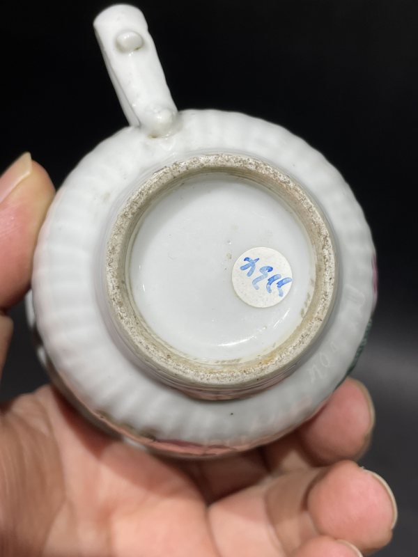 清晚期 粉彩人物杯碟一套 - 图13