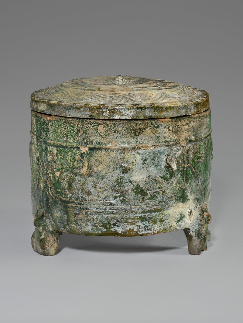 中國 漢 綠釉三足蓋奩  CHINA, HAN DYNASTY (206 BC-AD 220)