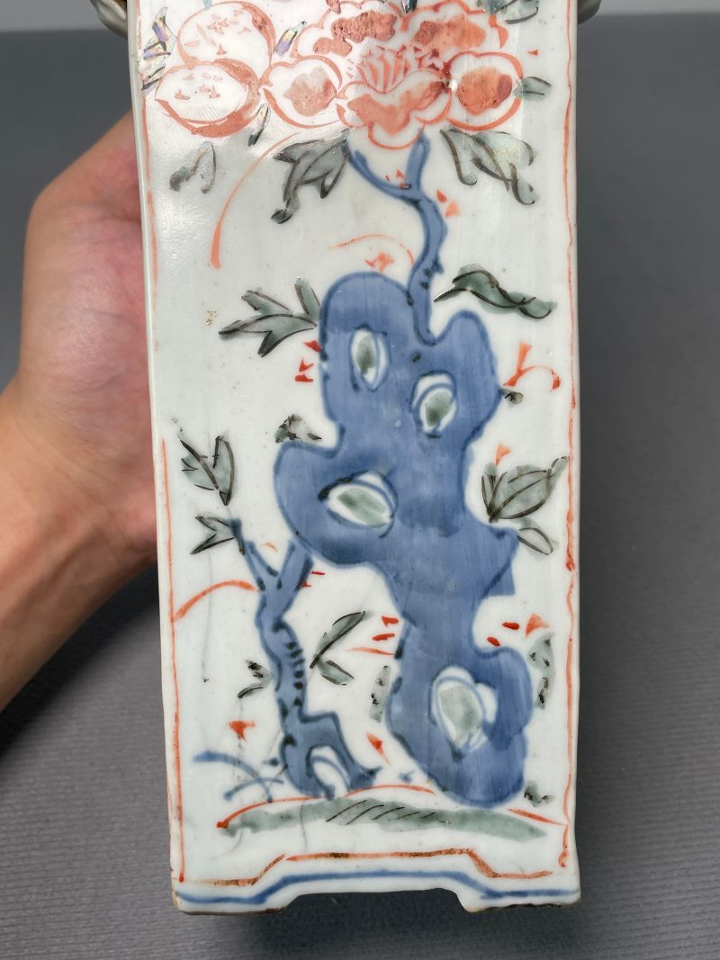 明 青花五彩洞石花鸟纹铺首衔环香筒 - 图12