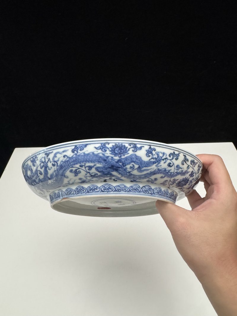 明正德 青花穿花龙纹盘 - 图7