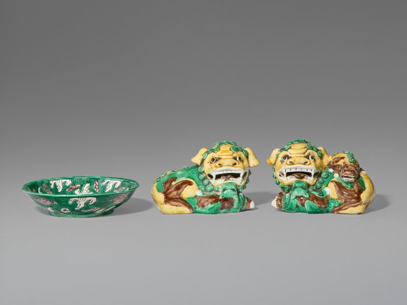 中國 清康熙 素三彩器三件  CHINA, KANGXI PERIOD (1662-1722) - 图1