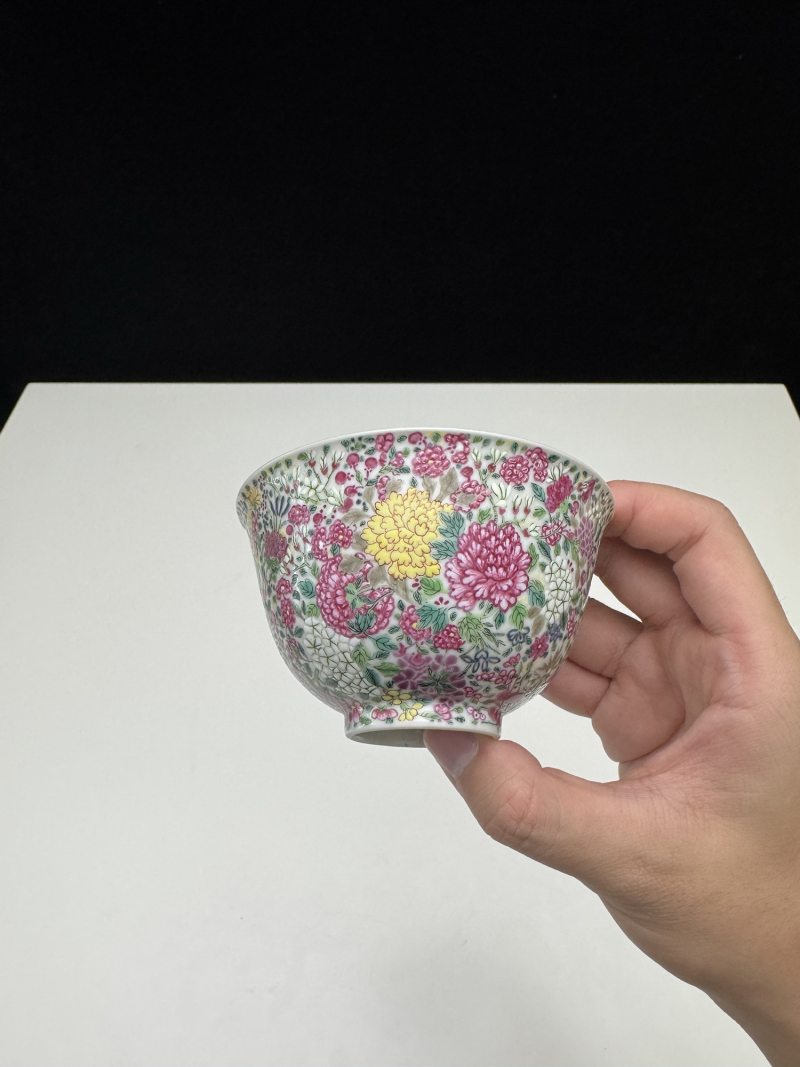 清雍正 珐琅彩万花锦纹碗 - 图6