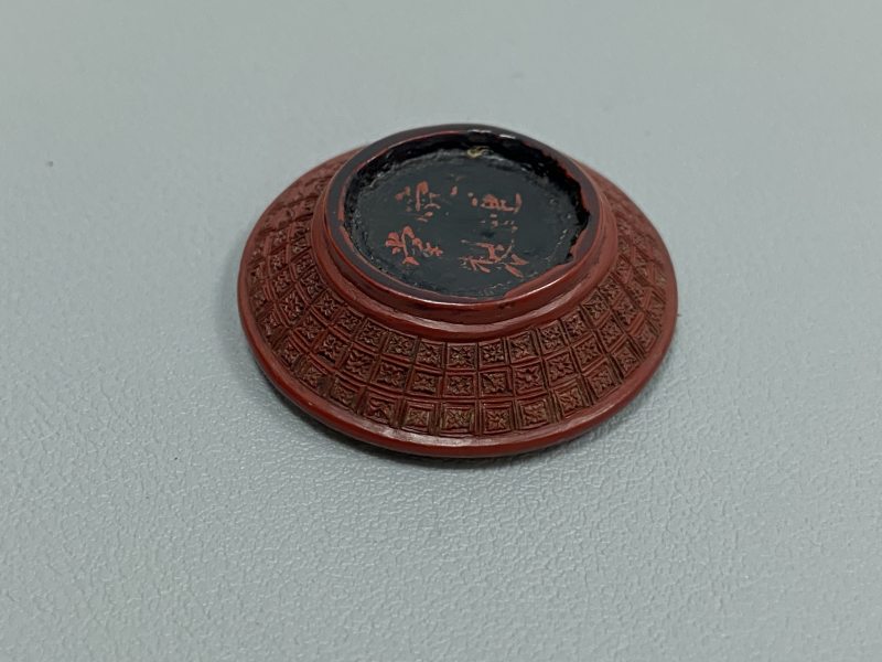 明 剔红麻姑献寿小香盒 - 图4