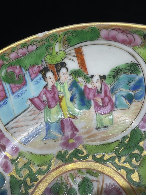 清晚期 广彩人物纹盘 - 图6