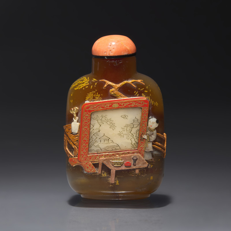 1750-1860年 瑪瑙嵌寶人物故事圖鼻煙壺; 嵌飾： 1900-1935年 日本京都津田家族作 | A Tsuda Family Embellished Chinese Agate Snuff Bottle - 图1