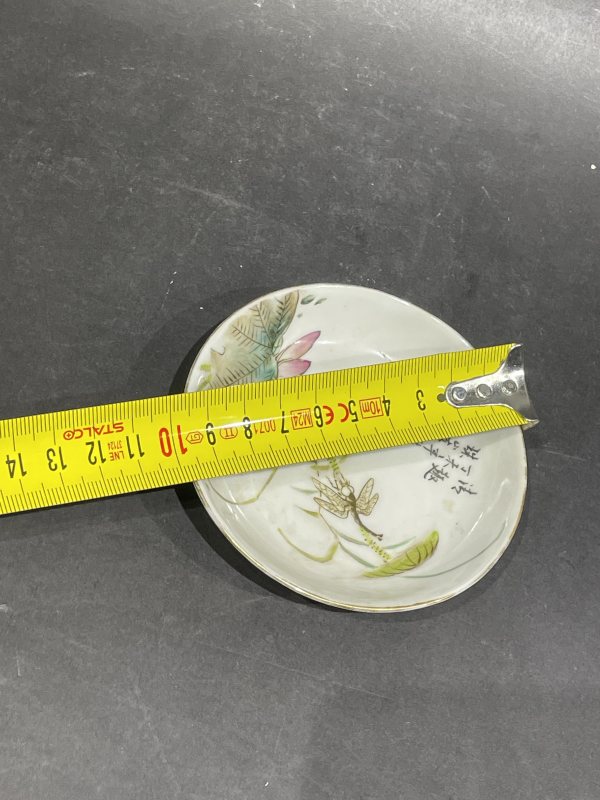 粉彩粉彩花虫诗文盘一对 - 图13