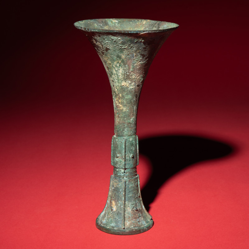 商 青銅觚 | A Chinese Archaic Bronze Gu Vessel, Shang Dynasty - 图3